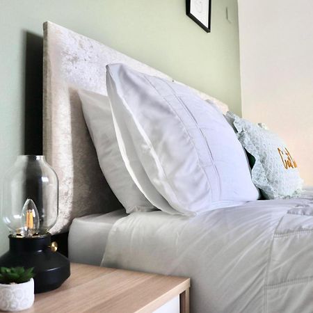 Stunning Apartment, Sleeps 4, Central London, 1 Bedroom, Zone 1, Kennington - Open For Business Stays, Long Stays And Families Relocating المظهر الخارجي الصورة